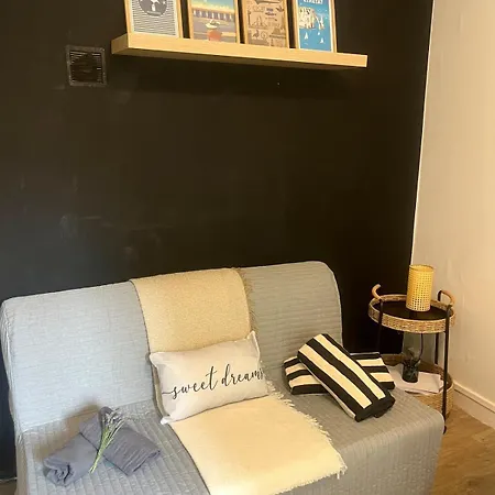 2 Pieces Coconing דירה *